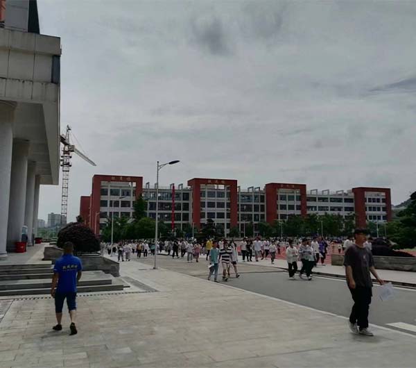 護(hù)航高考|湖南凱誠(chéng)電梯為高考學(xué)子保駕護(hù)航